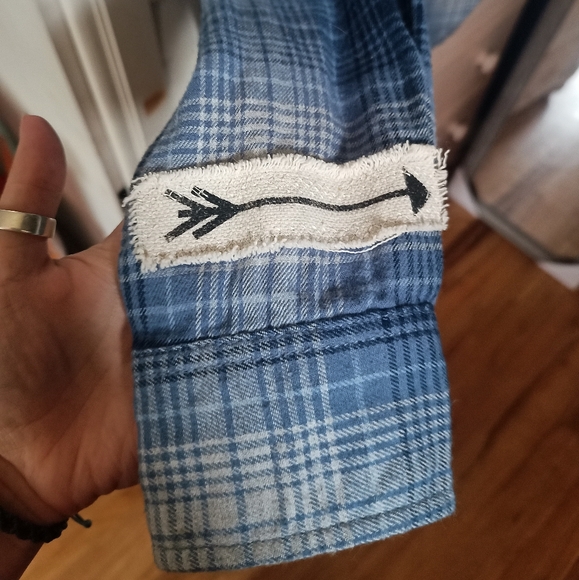 Flannel - Picture 3 of 4